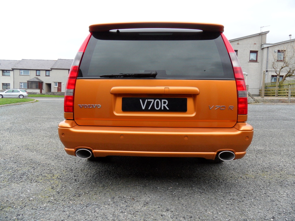 V70R Rear
